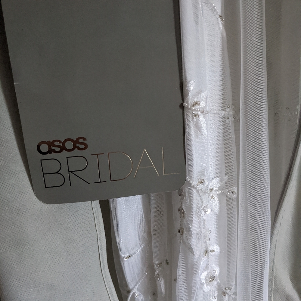 ASOS Edition Bridal Dress NWT White Embroidered, Beaded US size 8 - Picture 3 of 12